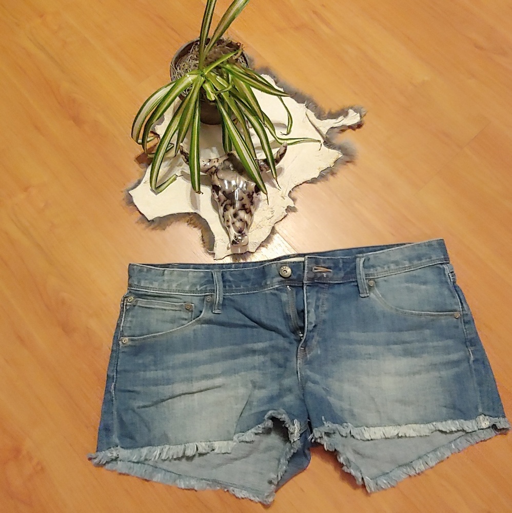 ROXY mid rise shorts